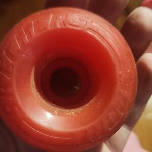 Kryptonics Red Rollerskate/Skate Wheels Set